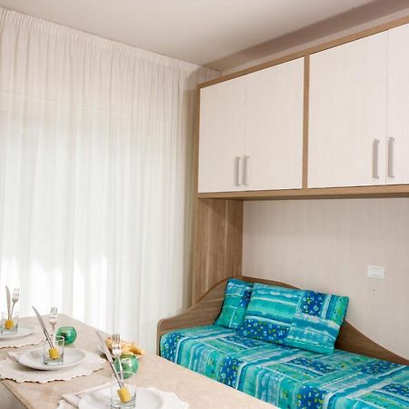 Beach Residence Gabicce Mare Buitenkant foto