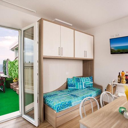Beach Residence Gabicce Mare Buitenkant foto