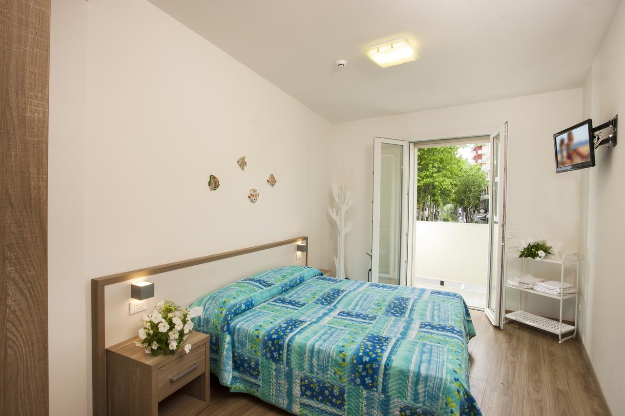 Beach Residence Gabicce Mare Buitenkant foto